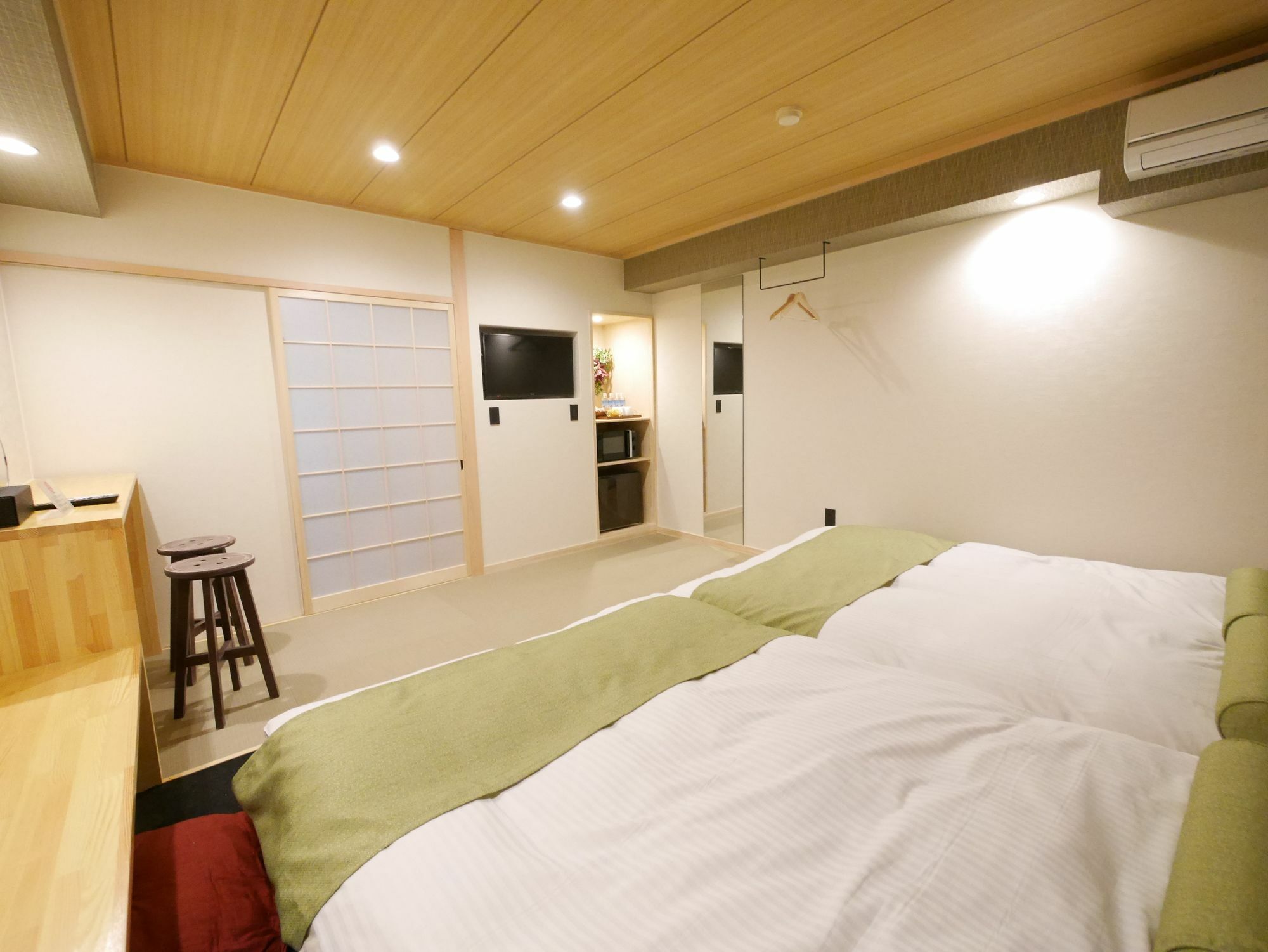 Ookini Hotels Shinsaibashi Sennencho Apartment Osaka Exterior foto